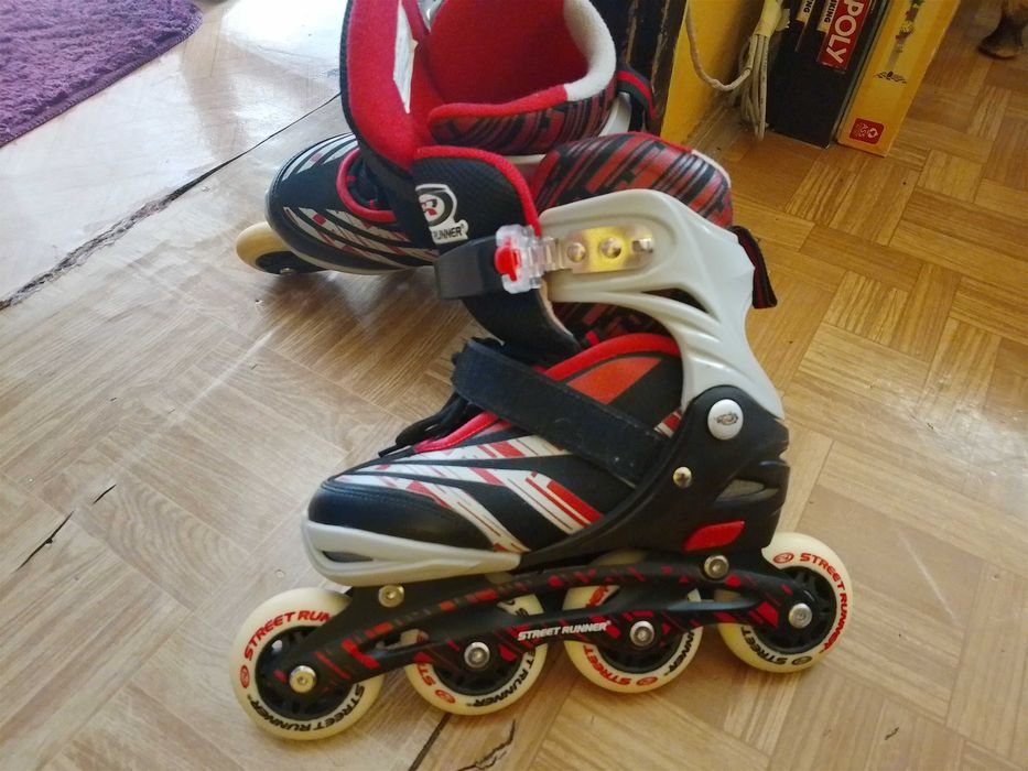 Продавам детски запазени ролери