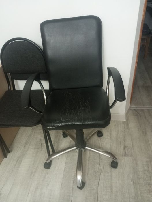 Кресло продам срочно