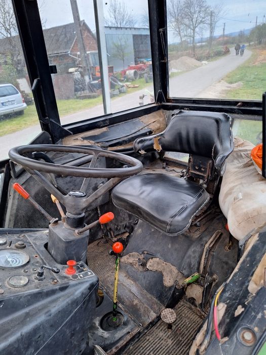 John   deere  2130