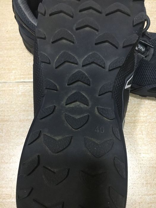 Турецкие кроссовки 40 размер