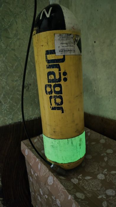 Бутилка Dräger 6.7 кг - 300bar + зарядна станция Wrangler. 160 EURO