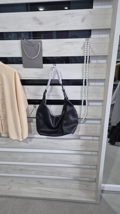 Оборудование для магазина. Стенд с крючками