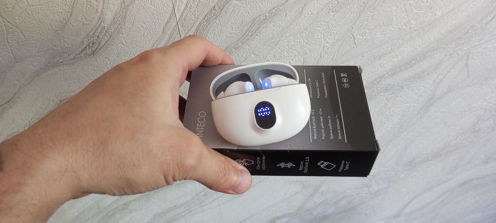 Продам новые - Наушники