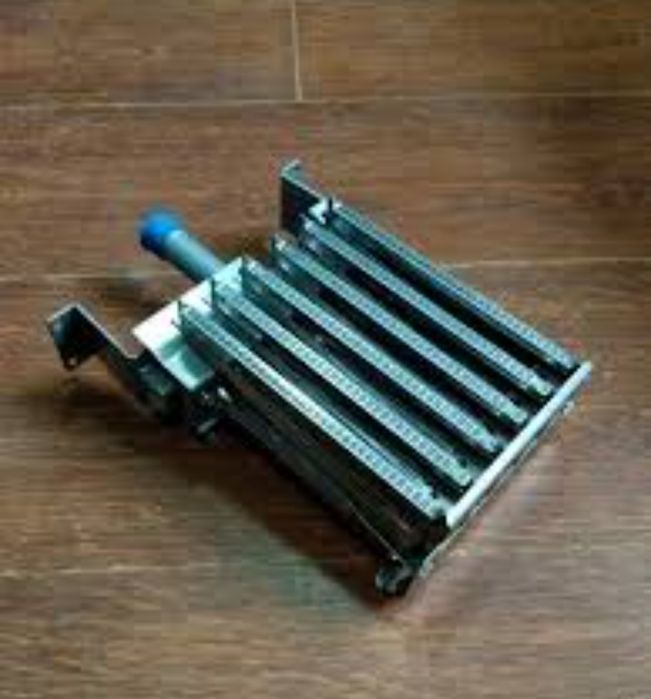 Газовая горелка сотилади,умуман ишлатилмаган.