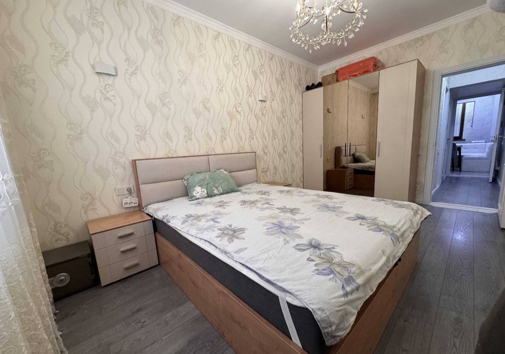 Продаётся 4х комнатная квартира на Ойбеке,ор Жемчуг