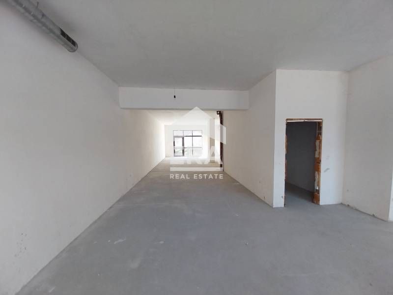 Дава се под наем Магазин в Варна, Възраждане 1 - 115 кв.м за 765 € - Снимка #6