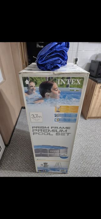 Piscina Intex odată folosită