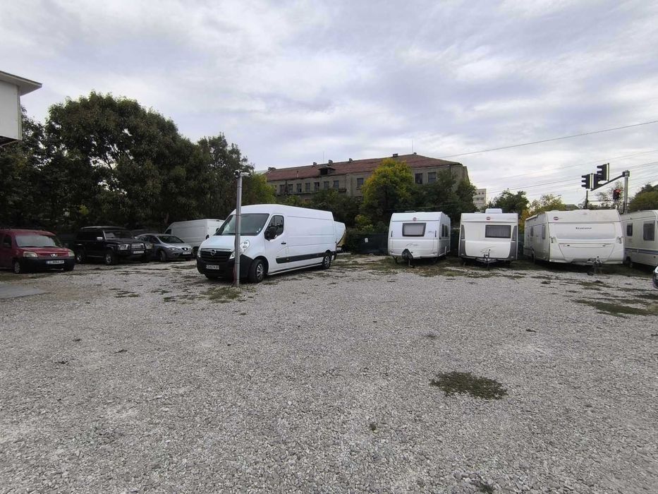 Дава се под наем Гараж / Паркомясто в София, Модерно предградие - 999999 кв.м за 51 € - Снимка #2