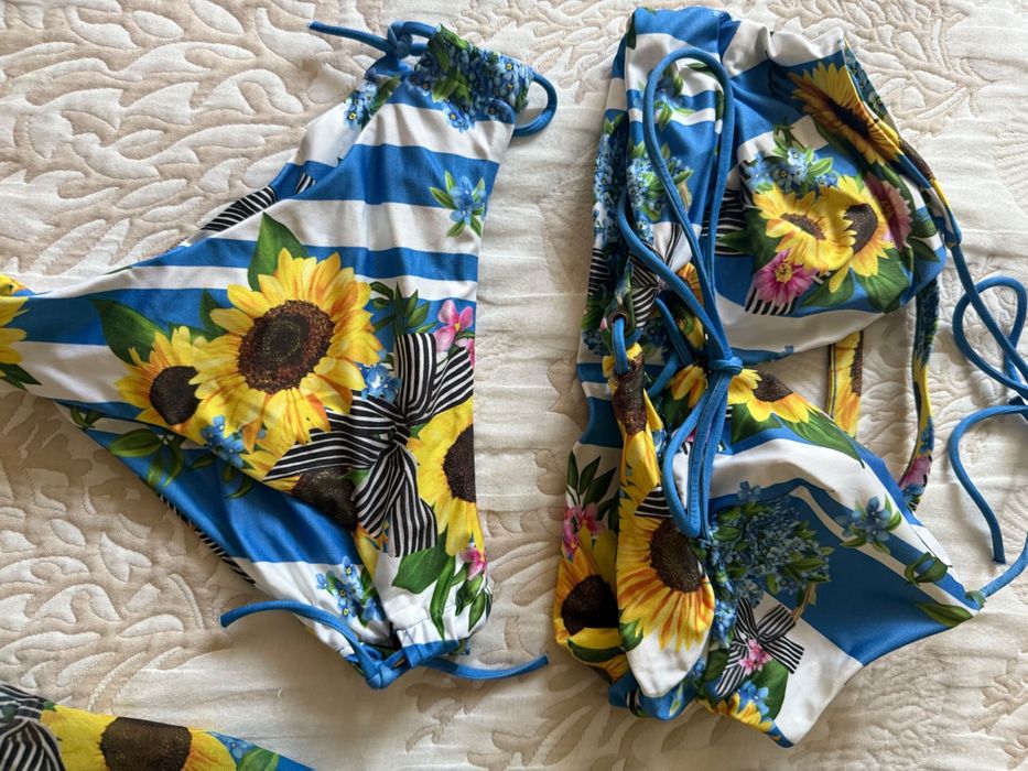 Бански комплект Алеса Alessa и парео