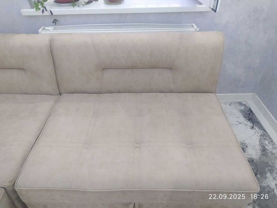 Диван мягкий уголный раскладной и будеть 2х спалный Divan