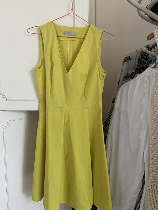 Жълта рокля STEFANEL, размер 36 (S)
