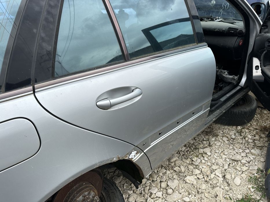 Задни врати за Мерцедес W203 face lift C classa!!!