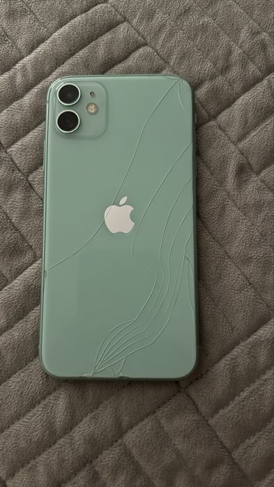 Продам iPhone 11 128GB
