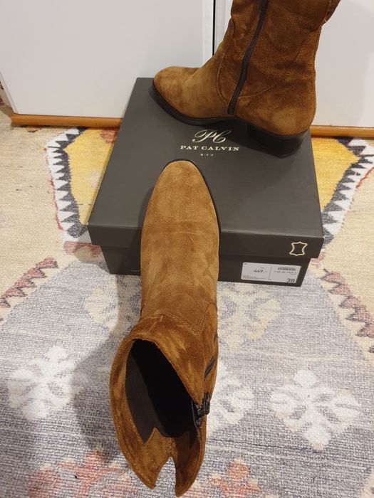 Botine din piele intoarsa