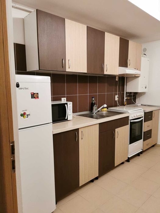 Apartament 2 camere de închiriat – zona Nicolina, etaj 1, aprox. 70 mp