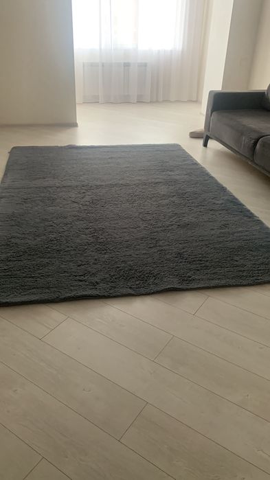 Продам ковёр .2*3