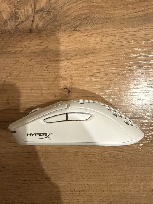 Срочно продам мышку для компьютера HyperX Pulsefire haste wireless