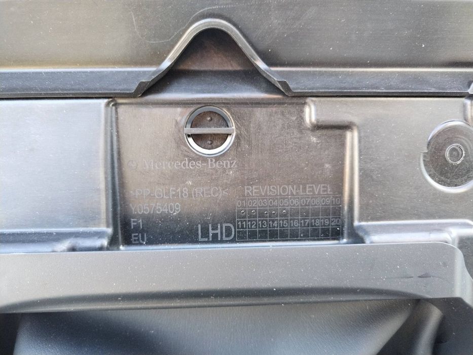 Plansa bord Mercedes GLC Electric X540 W540 cu HUD an 2025-2026