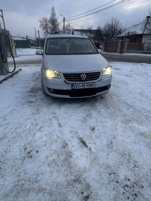 Volkswagen touran 2.0 ,7 locuri ,2009
