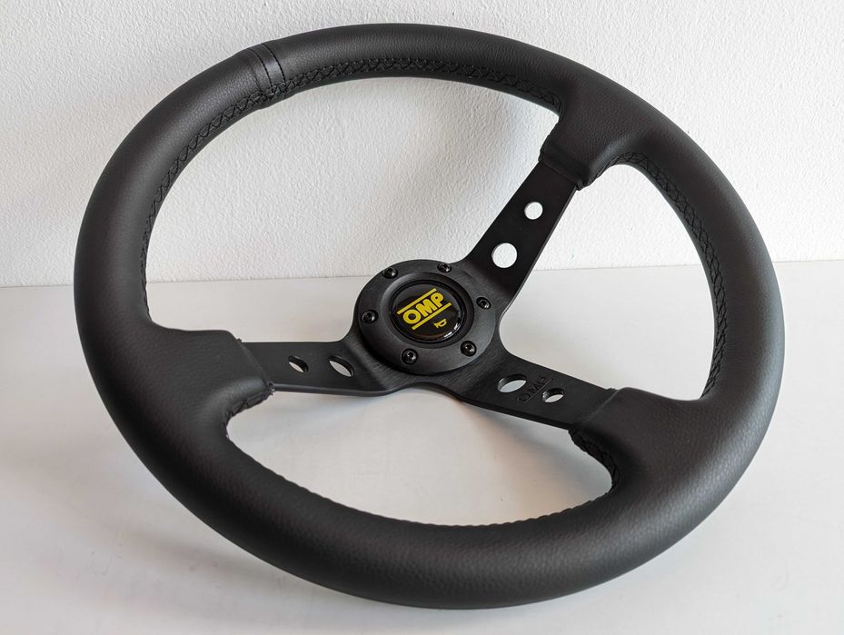 Волан ОМП кожен дълбок изнесен център спортен OMP