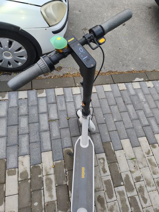 Trotineta ninebot