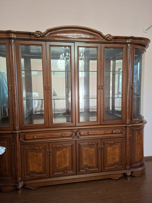 Сервант сатылады