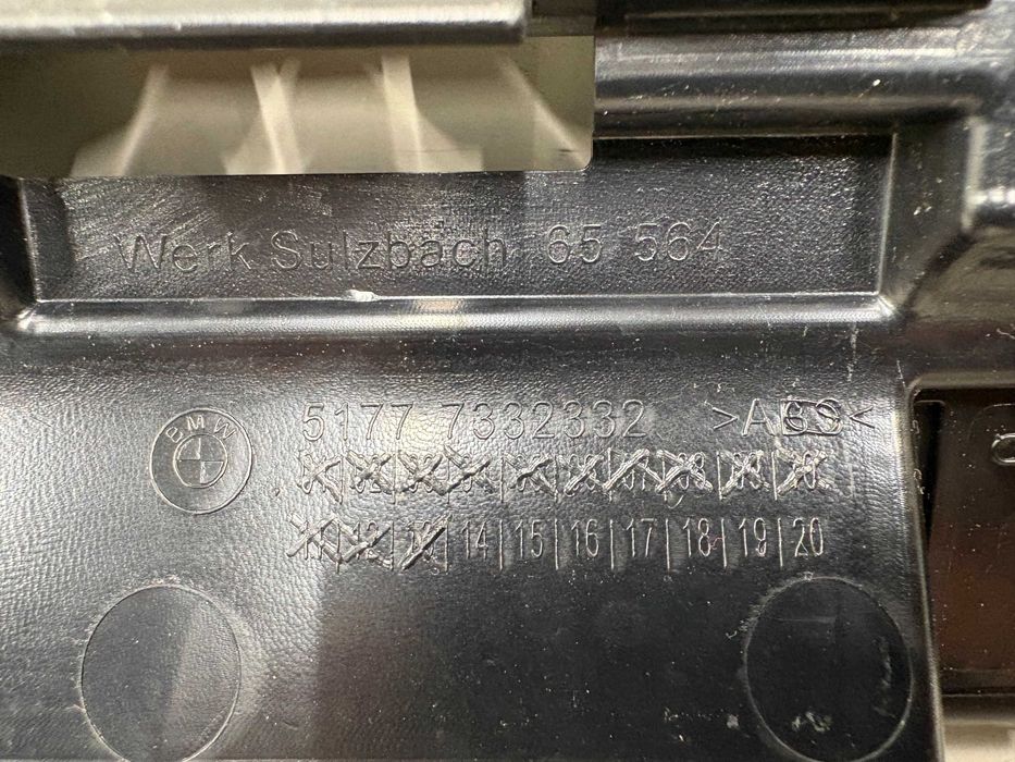 Основа На Десен Праг За БМВ Ф48 Ф48ЛЦИ 7332330 7332332 7332334 BMW F48 F48LCI