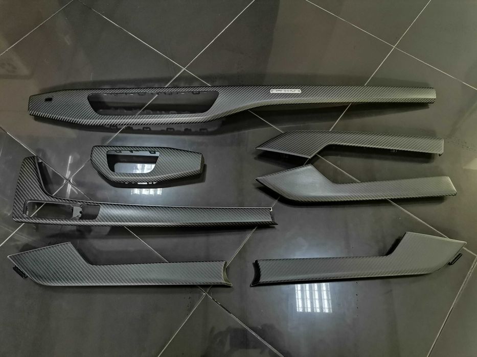К-т Нов OE Carbon Gloss Audi A4 S4 RS4 8W A5 RS5 F5 Декоративни Лайсни
