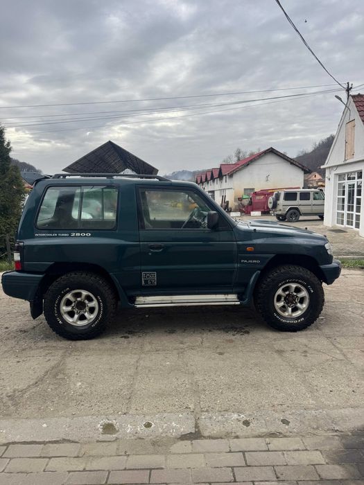 De vanzare Mitshubishi Pajero GLS 2.8 4x4