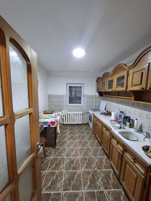 Apartament de închiriat