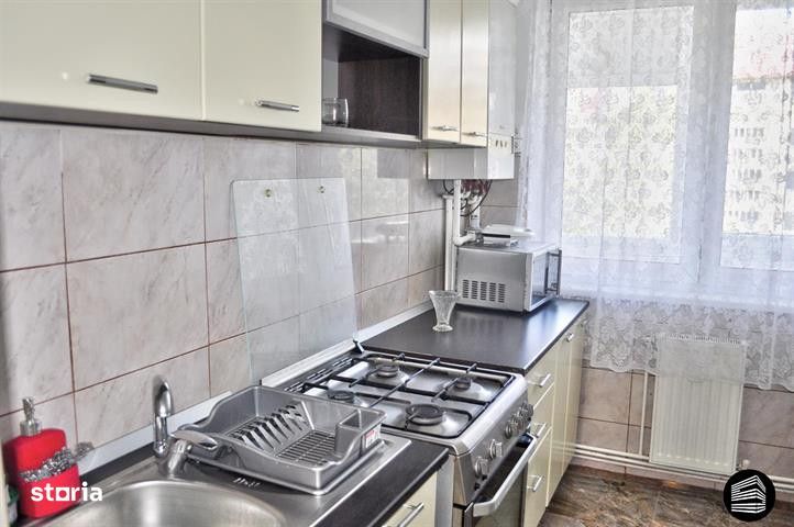 Apartament cu 2 camere decomandate, pe Bulevardul Mihai Viteazu