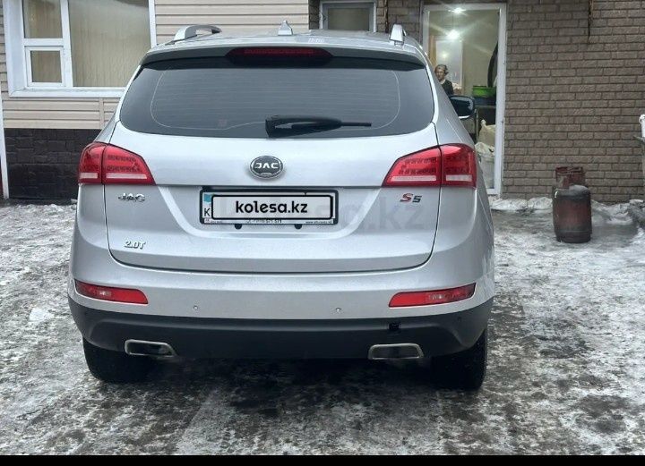 Jac S5 кроссовер 2.0 турбо