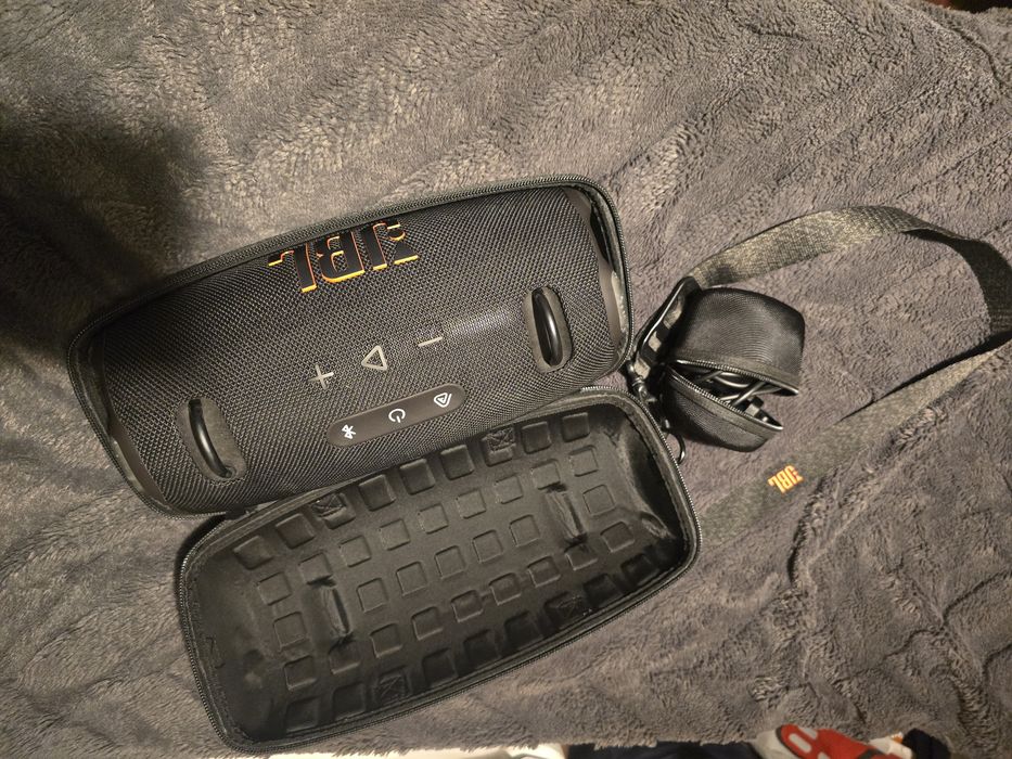 Продавам JBL Xtrime 4