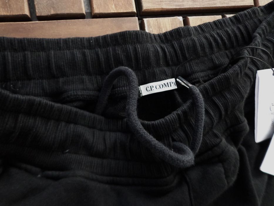 Мъжки къси панталони CP Company Diagonal track Shorts Black