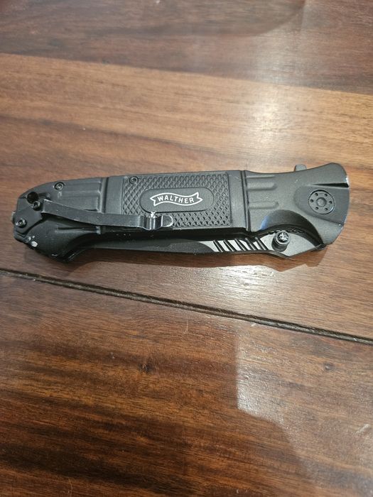 Сгъваем нож walther