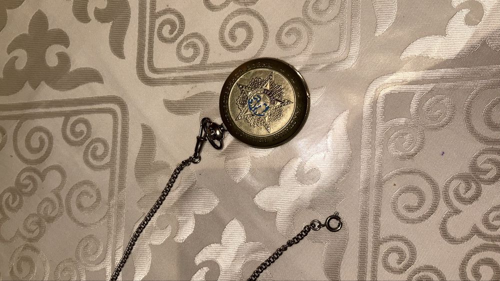 Продам часы карманные