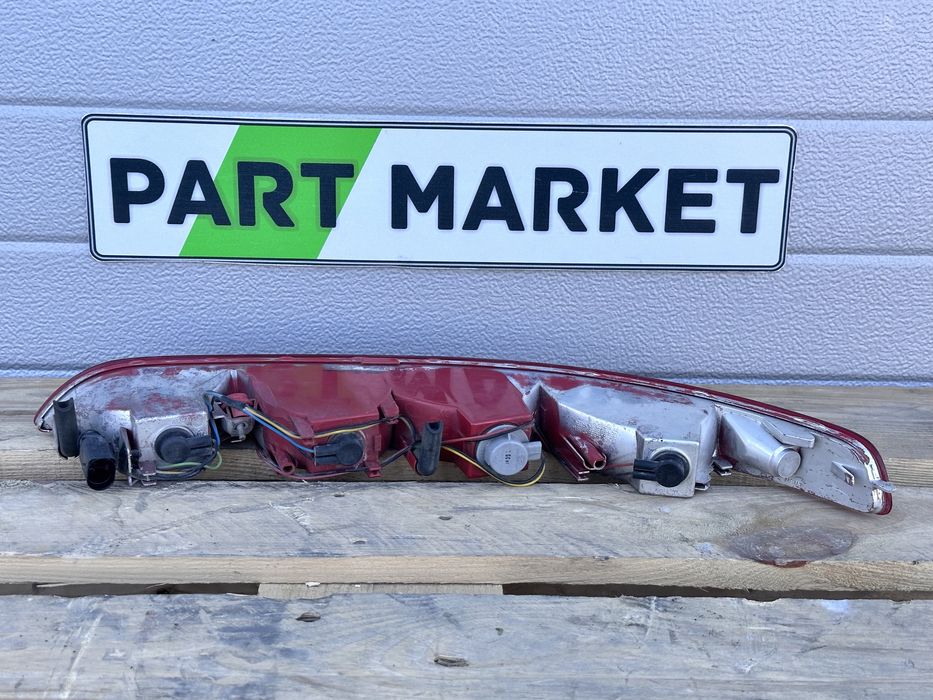 Десен стоп AUDI Q5 SQ5 8R0945096