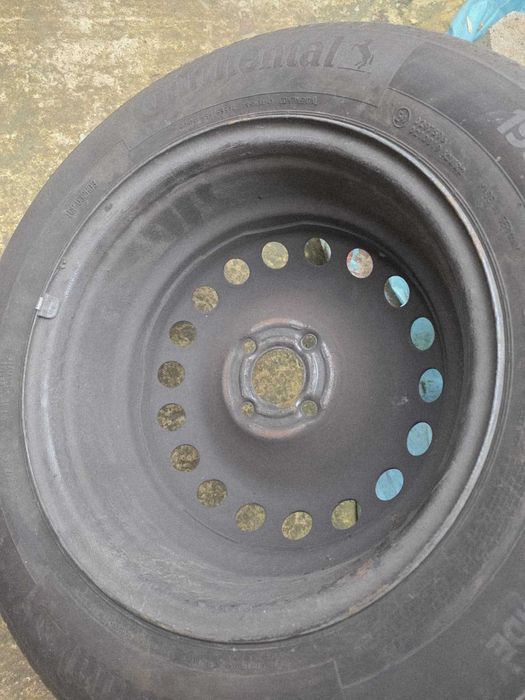 2 cauciucuri Continental UltraContact 195/65 R15 DOT 2024