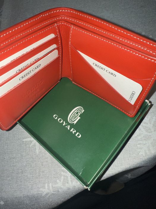 Продавам Кожен партфеил на GUCCI  и Goyard