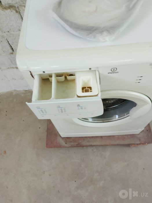 Стиральная машинка indesit б/у