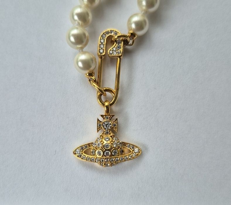 Vand colier Vivienne Westwood " Lucrece Pearl Necklace"