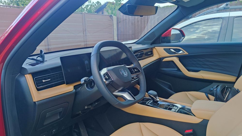 MG HS Exclusive 1.5 benzina 2025, 29500euro negociabil