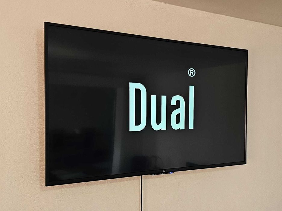 TV DUAL(smart TV) / 55'' ( diagonala 140cm)
