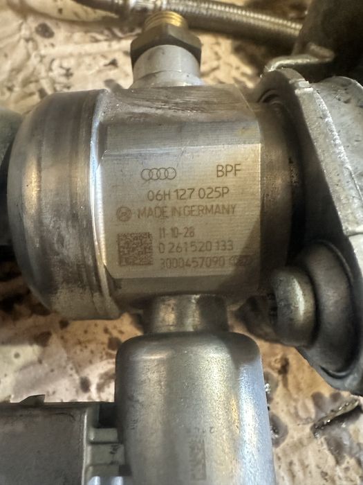 Бензинова помпа 06H 127 025P Audi 1.8 2.0tfsi