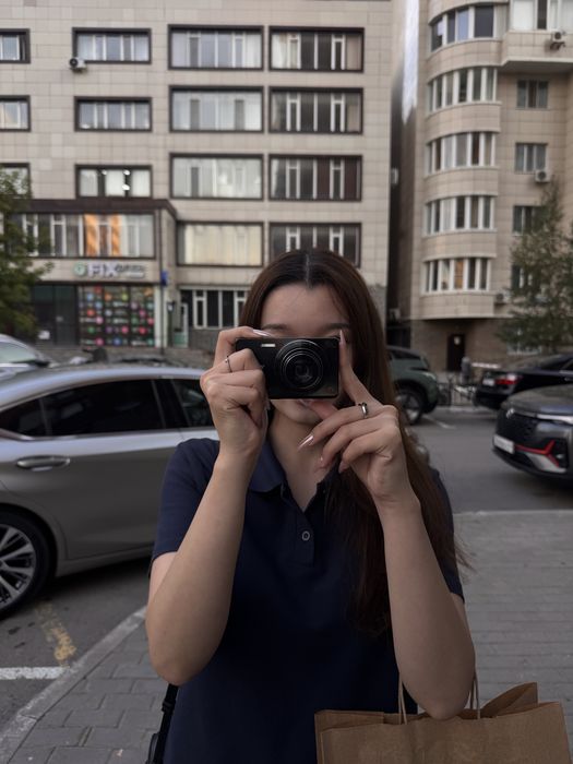 Цифровая камера Sony W690