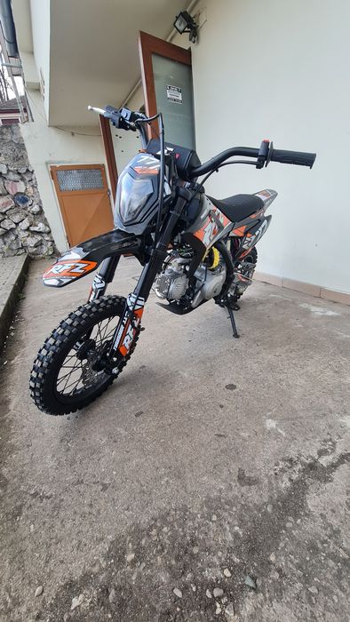 Motocross Motor Enduro Apollo RFZ 110cc Automat E-Start Far LED