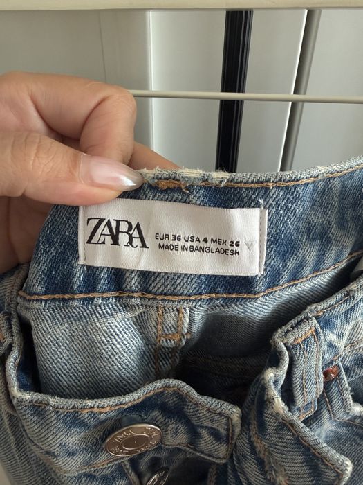 Женские джинсы Zara