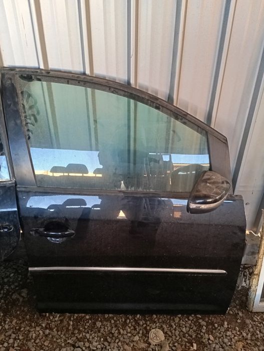 Врата за Фолксваген туаран предна дясна