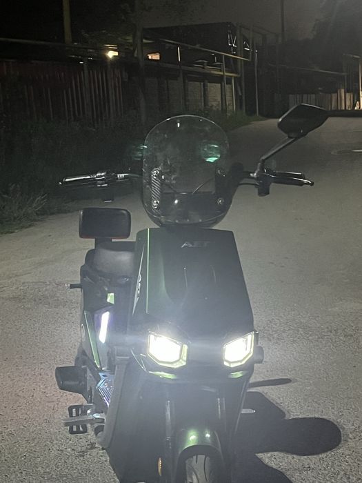 Скутер,AET,продам