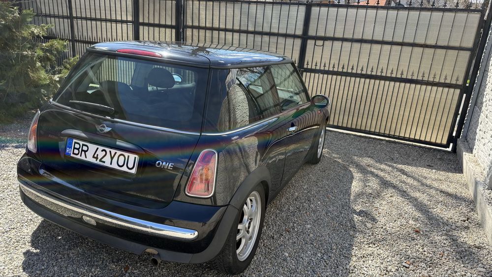 MiNi One 1,6 benzina 115 cp proprietar